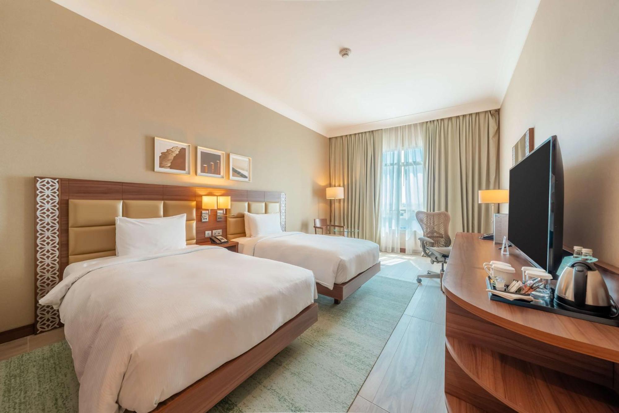 Hilton Garden Inn Dubai Al Mina - Jumeirah Zewnętrze zdjęcie